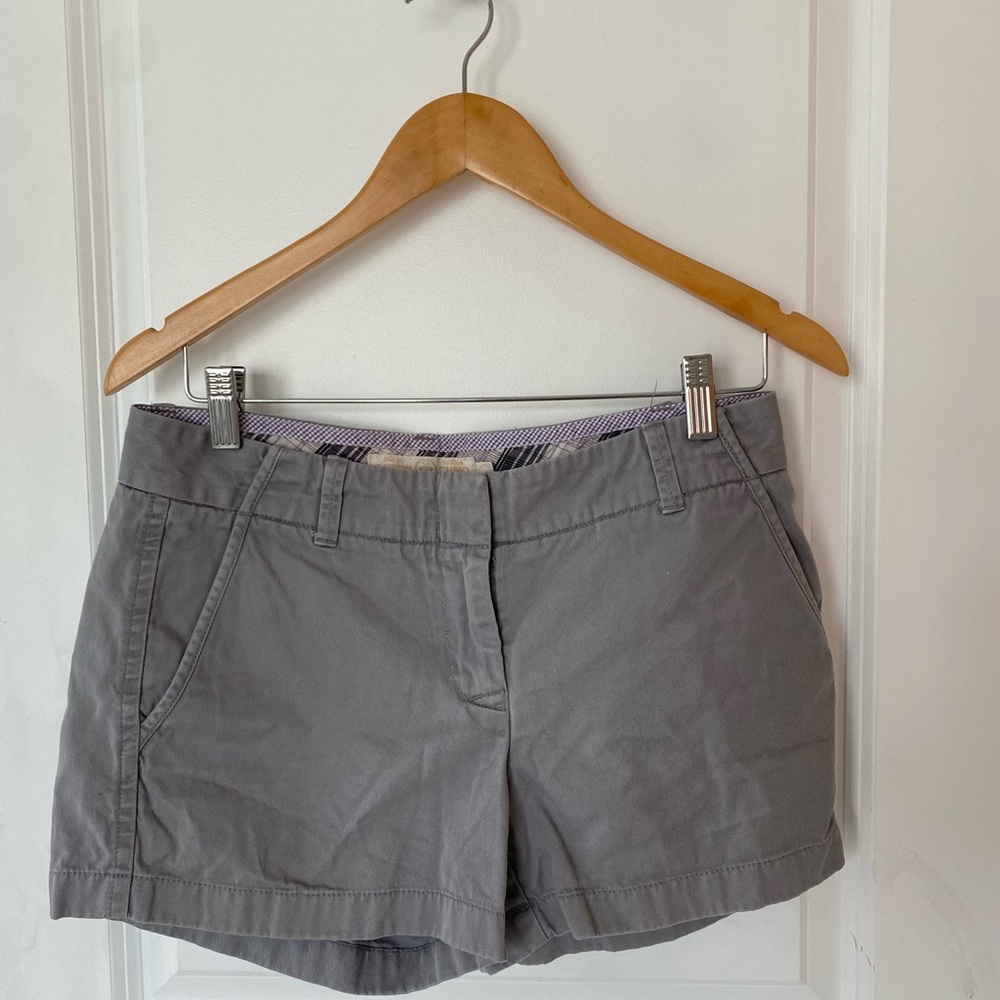 J Crew broken in chinos weathered classic twill size 4 waistline 16 length 11